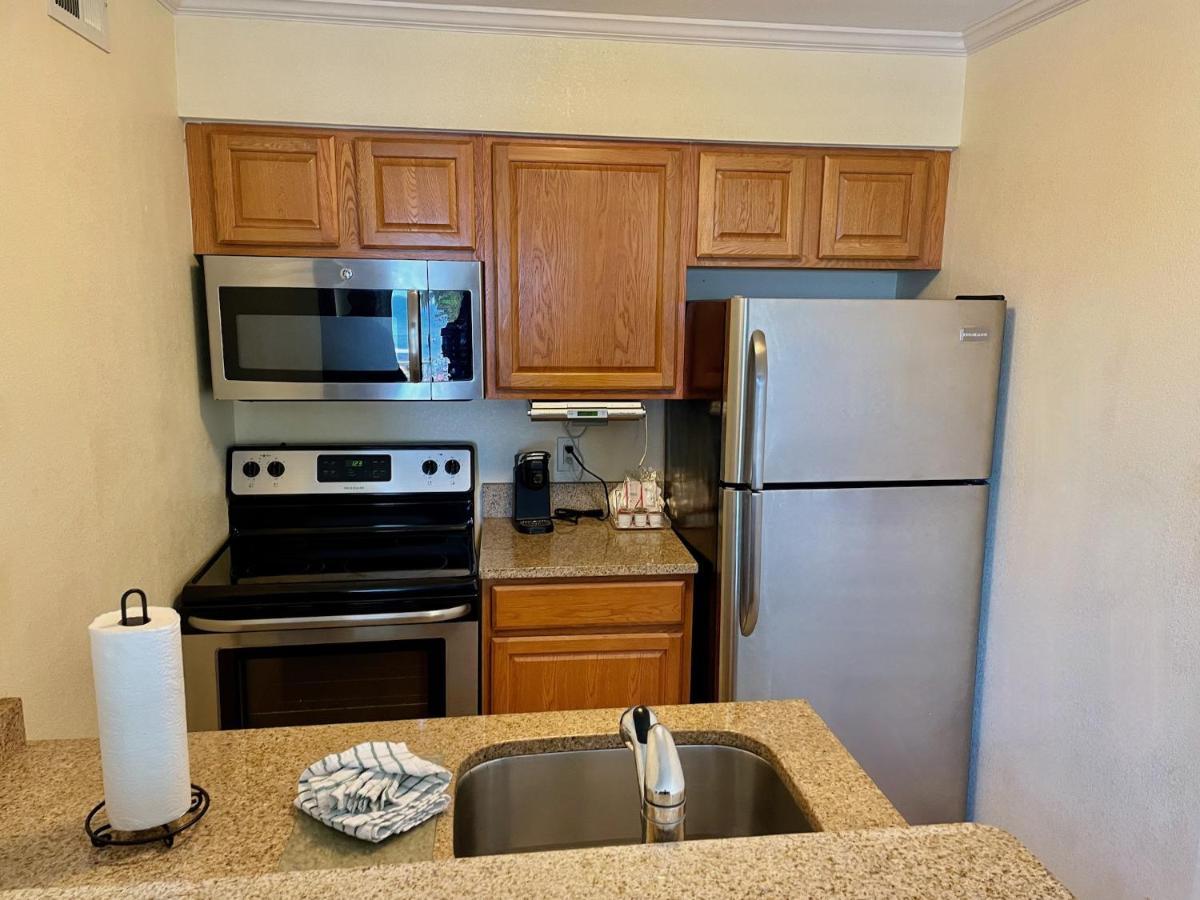 Condo Less Than 5 Min From Airport With Sunset Views Tampa Eksteriør bilde